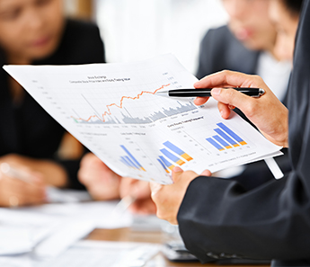 Analyzing Financial Report